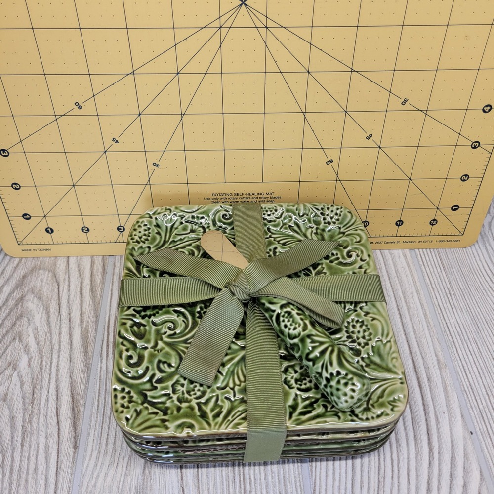 Grasslands Road Just A Taste 4 Appetizer Cheese Plate Set Square Green 6 in - Picture 6 of 6